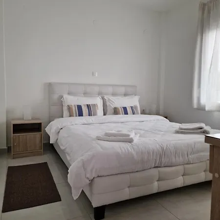 By The Sea Apartment