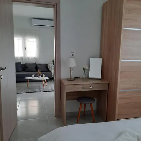 By The Sea Apartment Peraia (Thessaloniki)